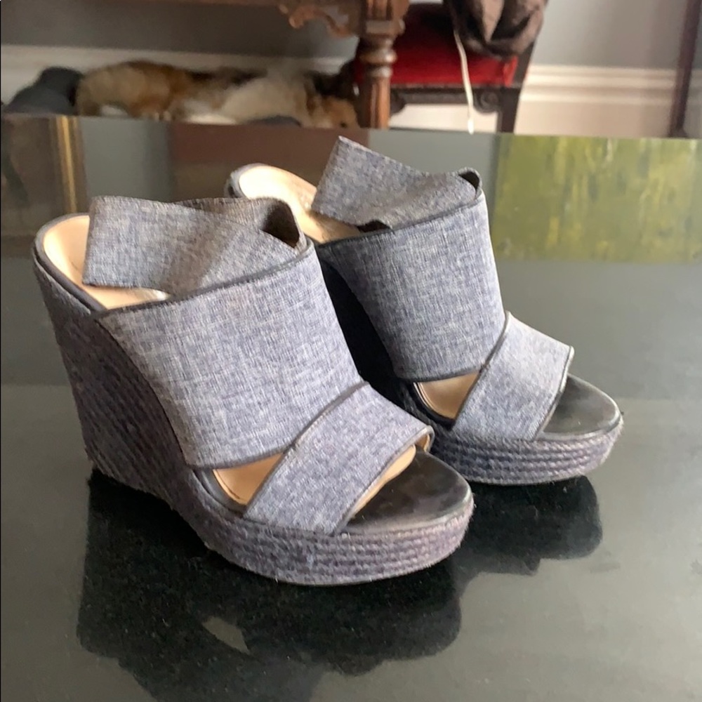 Denim straps platforms